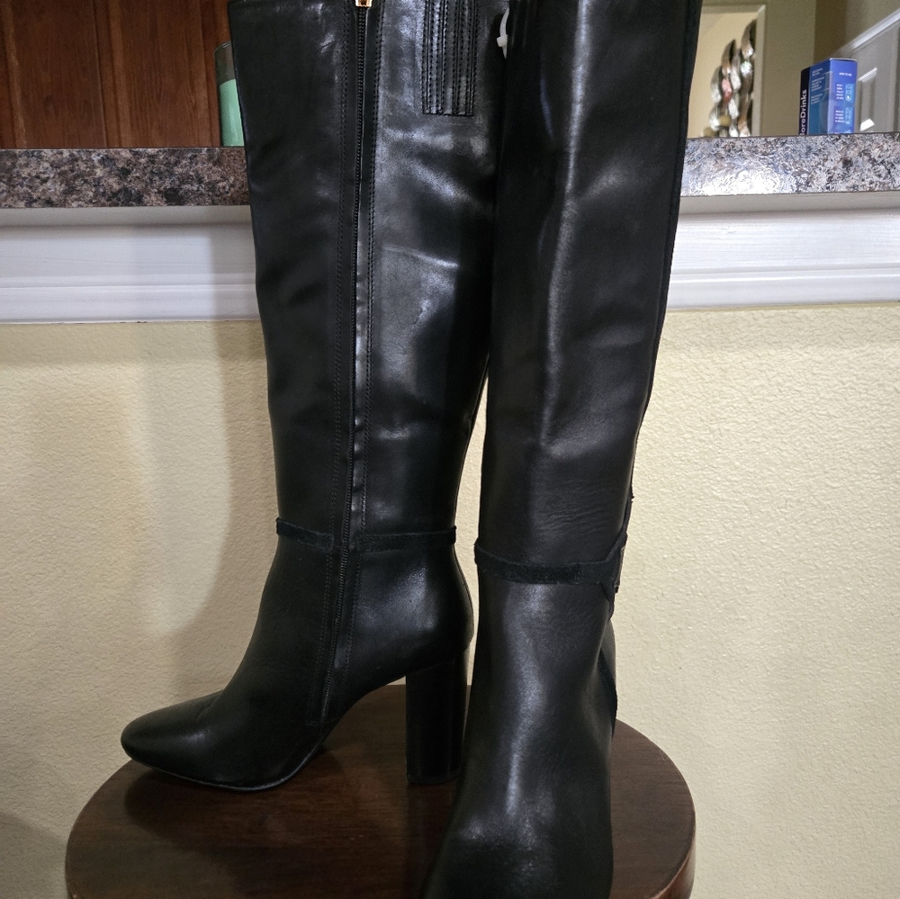 Ralph Lauren Black Knee-High Leather Boots - Picture 4 of 5